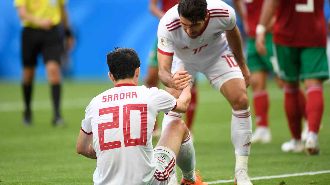 Bufera ai Mondiali: pressioni sull'allenatore, escluso dai convocati