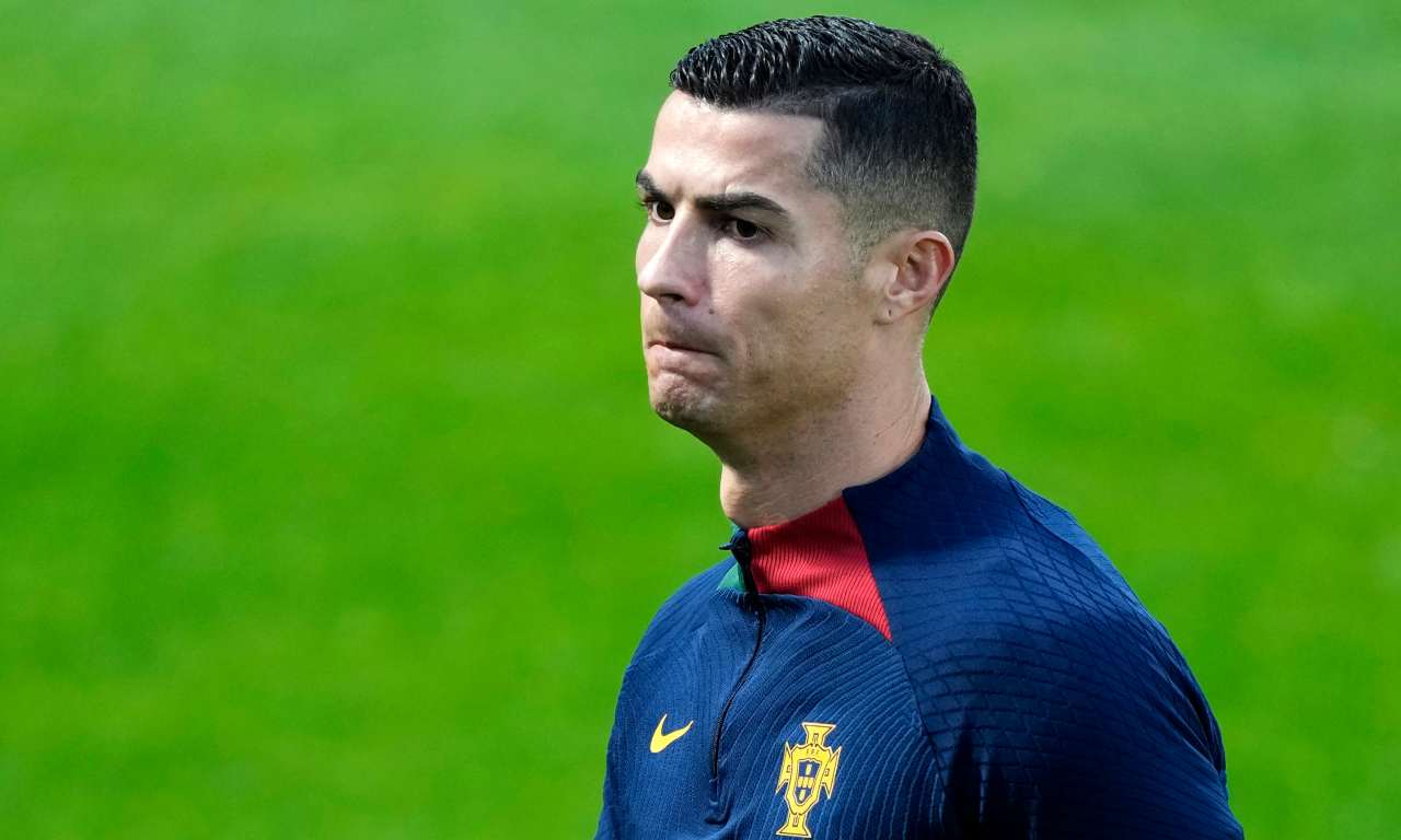 Calciomercato, l'annuncio su Ronaldo: "Si sarebbe offerto anche all'Inter"