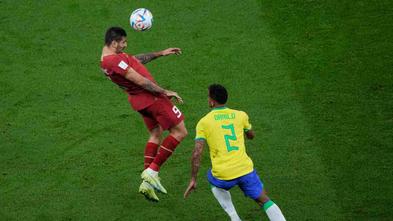Brasile e Juventus, UFFICIALE: lesione per Danilo