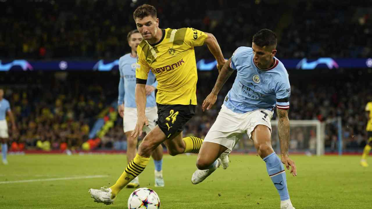 Calciomercato Juventus, Meunier nel mirino ma occhio al Barcellona