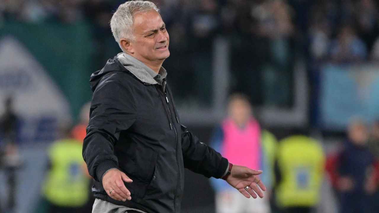 Caos a Roma: Mourinho via a fine stagione 