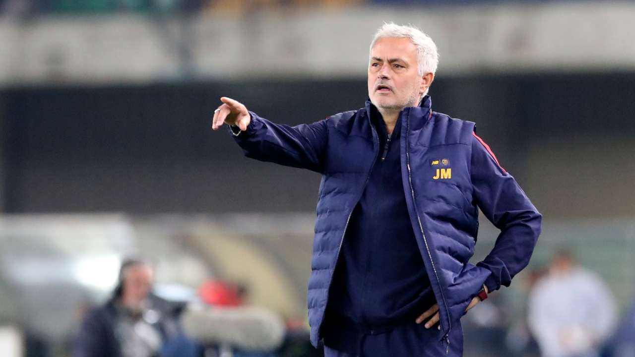 Roma, fattore Mourinho: lo Special One scende in campo per il colpo di gennaio