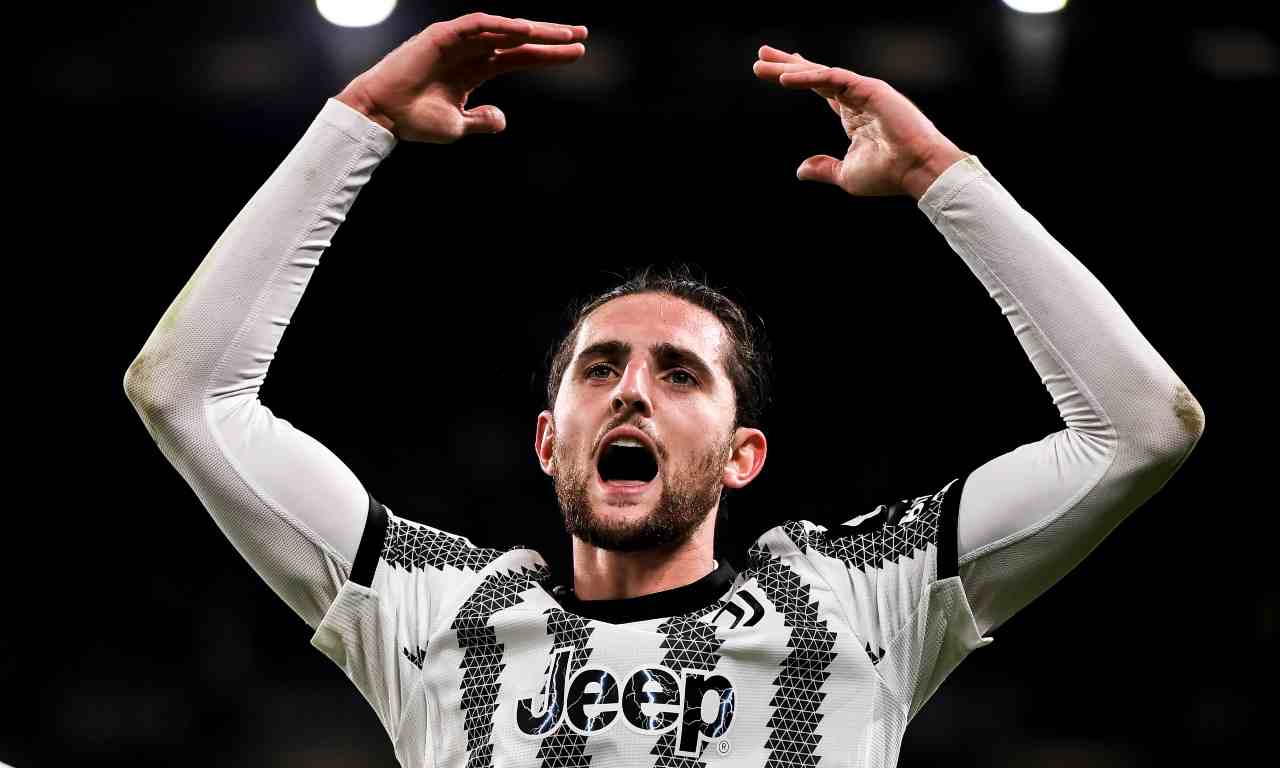 Annuncio di Rabiot tra rinnovo e Premier: "Forse la miglior decisione"