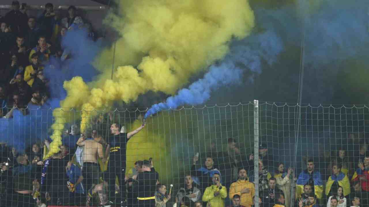 Allarme aereo e partita interrotta: cosa sta succedendo in Ucraina