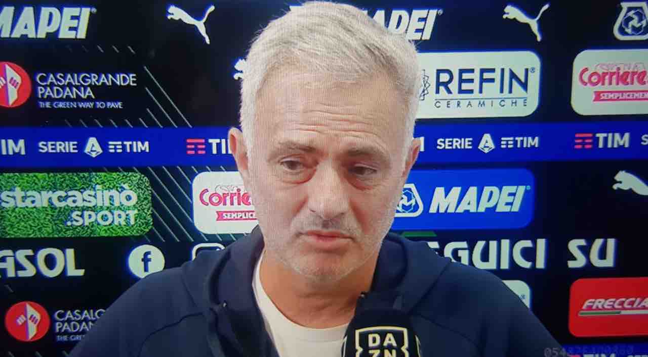 Mou, che bordata: "Un giocatore è stato poco professionale"