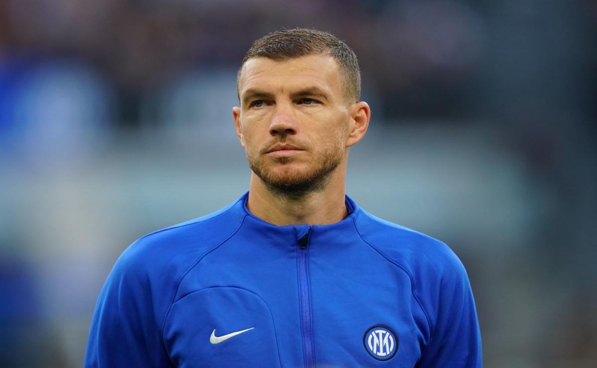 Calciomercato Inter, il Chelsea perde Broja: fari puntati su Dzeko