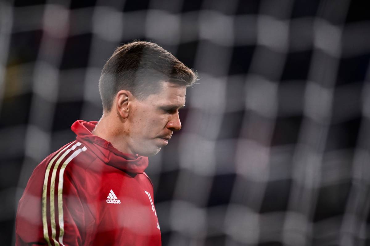 Juventus-Standard 1-1, papera e infortunio: Allegri in ansia per Szczesny