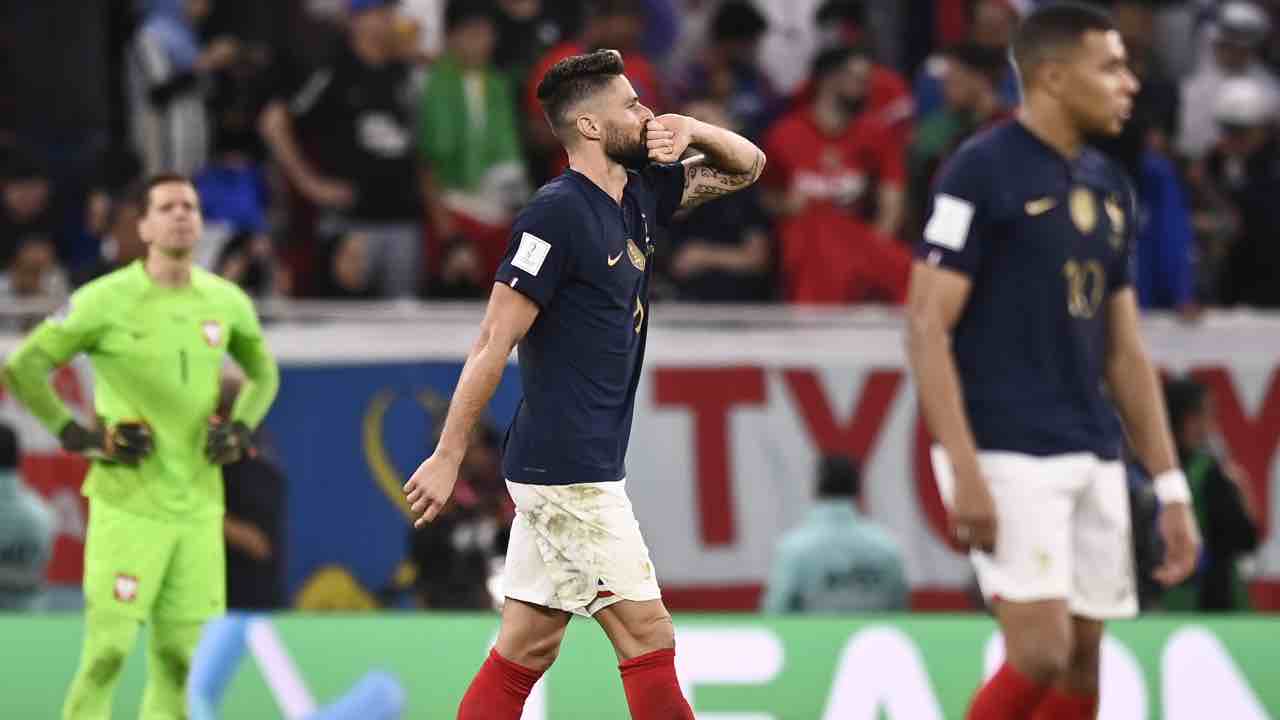 Giroud-Mbappé: la Francia regola la Polonia e vola ai quarti