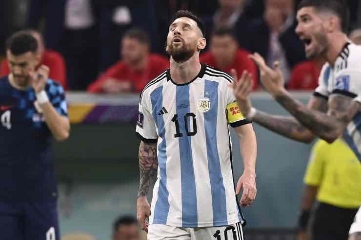 Messi, Adani e quel riferimento a Maradona: social in tilt