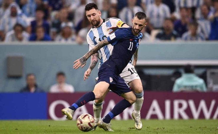 Inter, Brozovic festeggia con la Croazia il terzo posto Mondiale ma scoppia la polemica