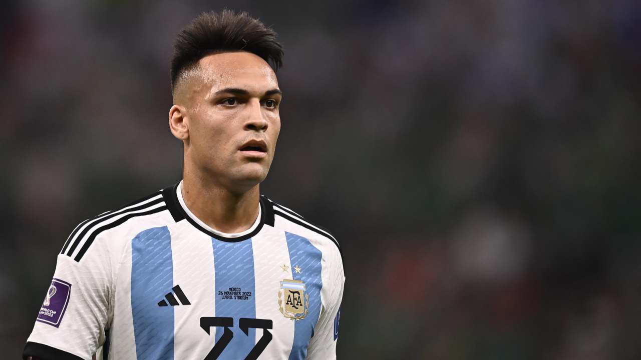 Argentina, Lautaro Martinez flop: gli sfottò sui social
