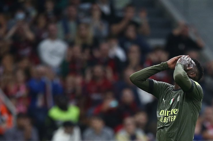 Milan, esami per Maignan e Origi