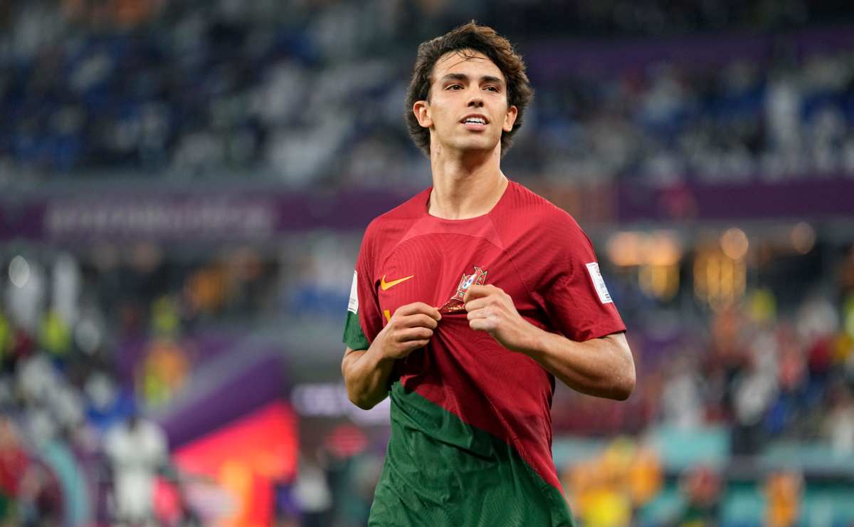 Calciomercato Milan, Leao-Psg cambia tutto: i francesi vanno su Joao Felix