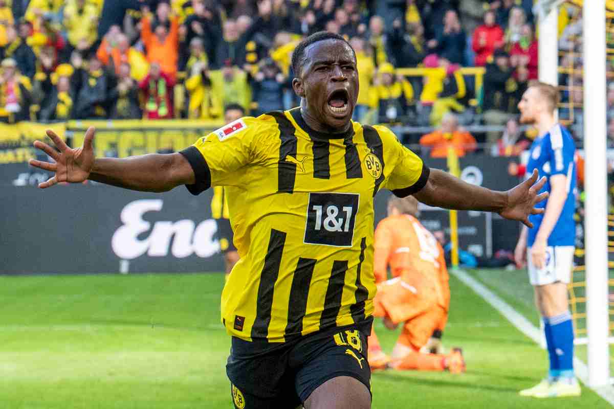Borussia Dortmund, UFFICIALE il rinnovo di Moukoko