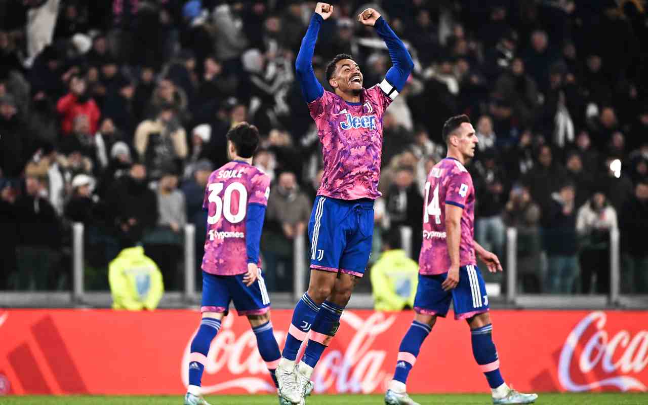 PAGELLE E TABELLINO Juventus-Udinese 1-0: Chiesa inventa, Danilo sigla e Locatelli floppa