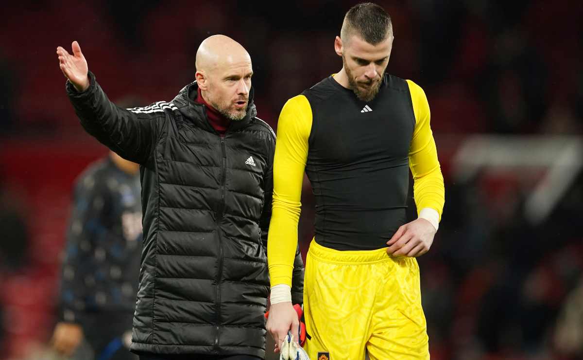 De Gea si taglia lo stipendio e resta con ten Hag