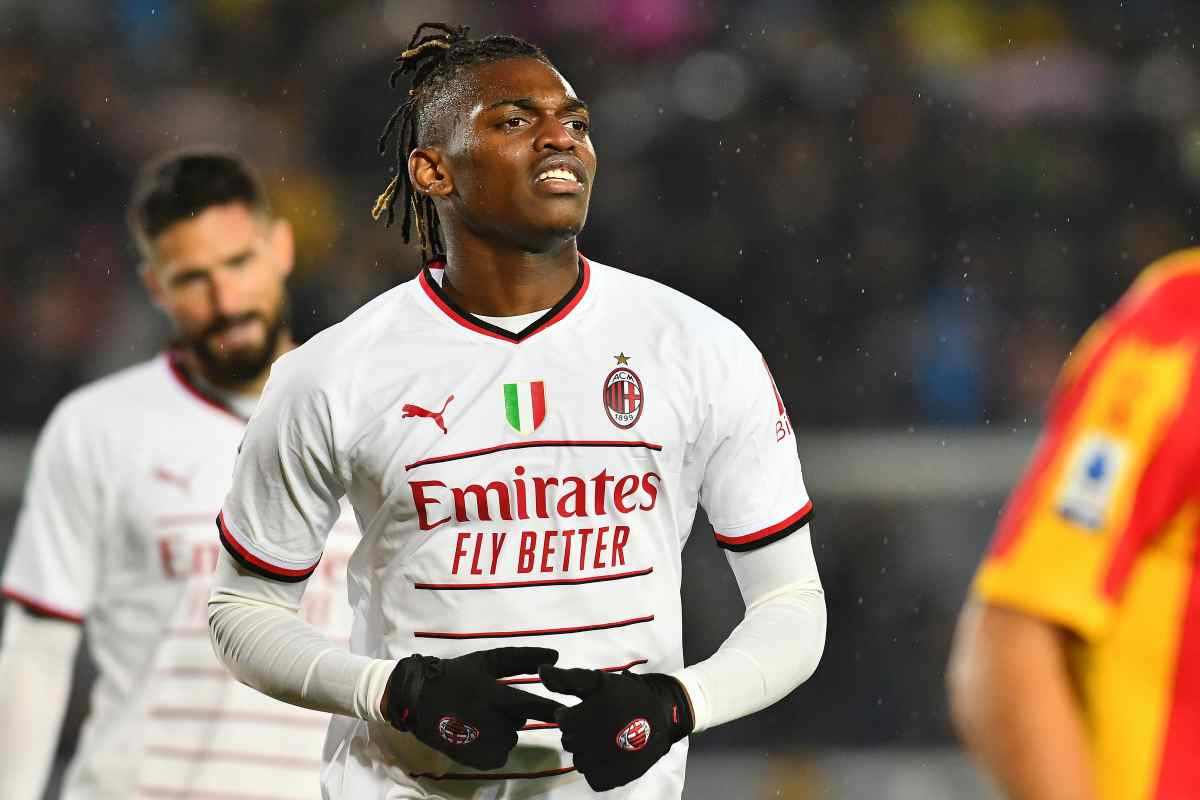 Milan, Leao chiede di dimezzare la clausola rescissoria