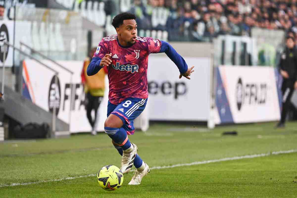 Si riduce la distanza tra Juventus e Leeds per McKennie