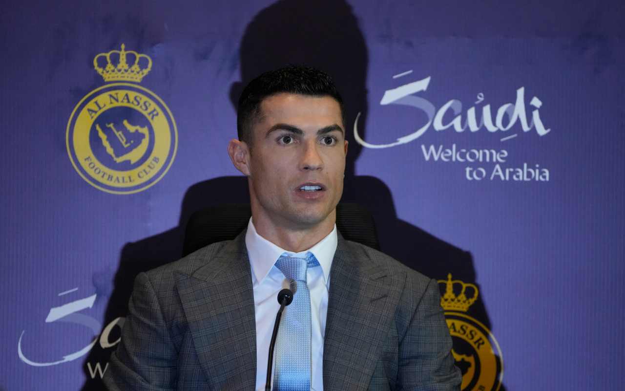 "Piuttosto vado a giocare gratis, ha rotto i c......i": bufera su Ronaldo