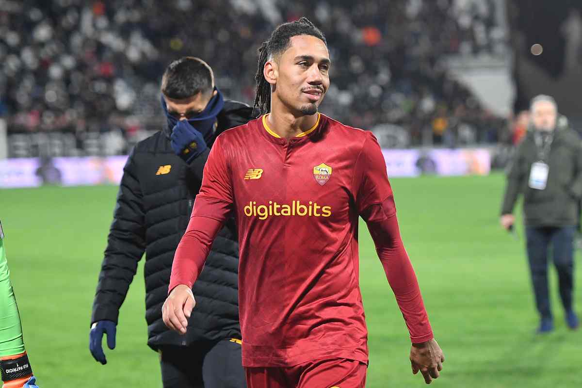 Roma, rinnovo Smalling: la situazione