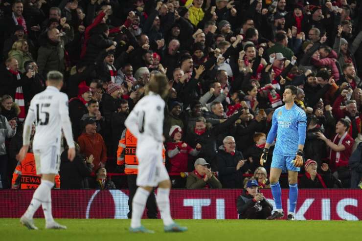 Courtois a Carvajal: "Sei un cogl..."