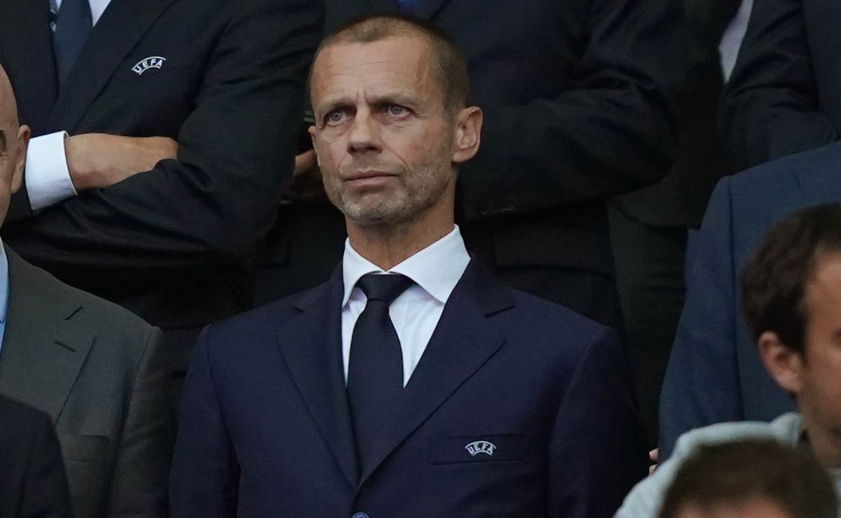 Zazzaroni durissimo contro Ceferin e Infantino