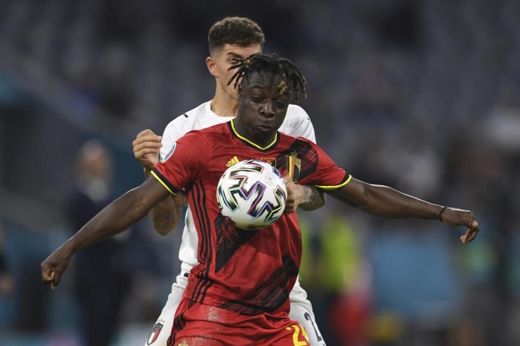 Doku per il Milan, scambio con Messias