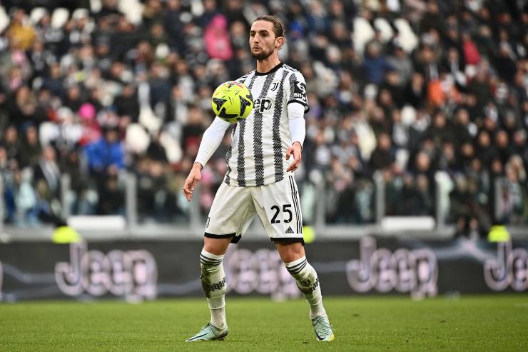 Rabiot furioso su Instagram