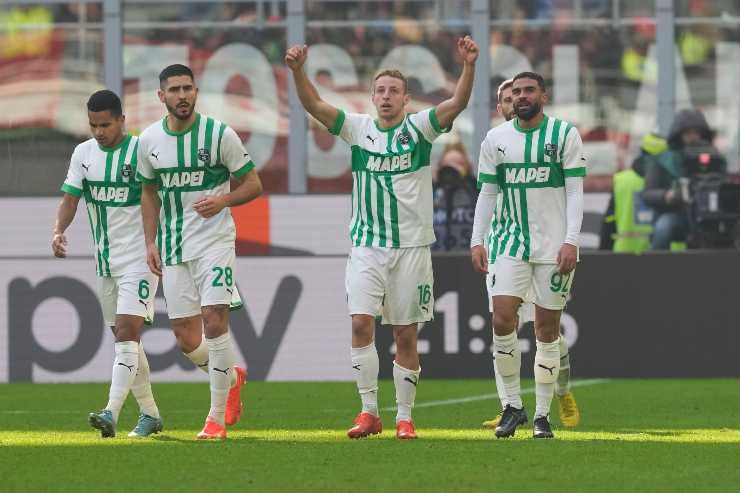 Frattesi nel mirino di Juve, Inter e Roma: valutazione Sassuolo 30 milioni di euro