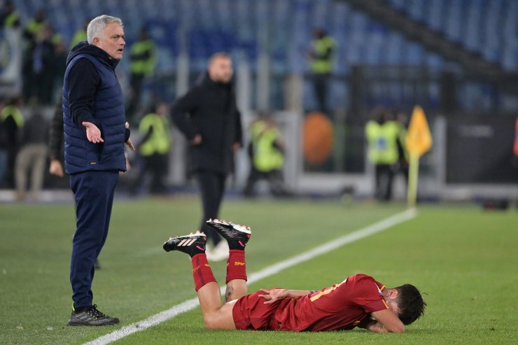 Mourinho difende Pellegrini dopo i fischi in Roma-Empoli