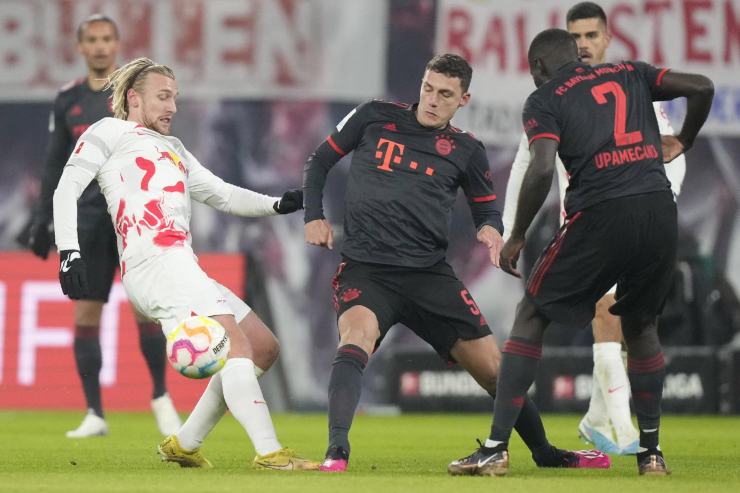 Pavard: le ultime tra addio al Bayern e Inter