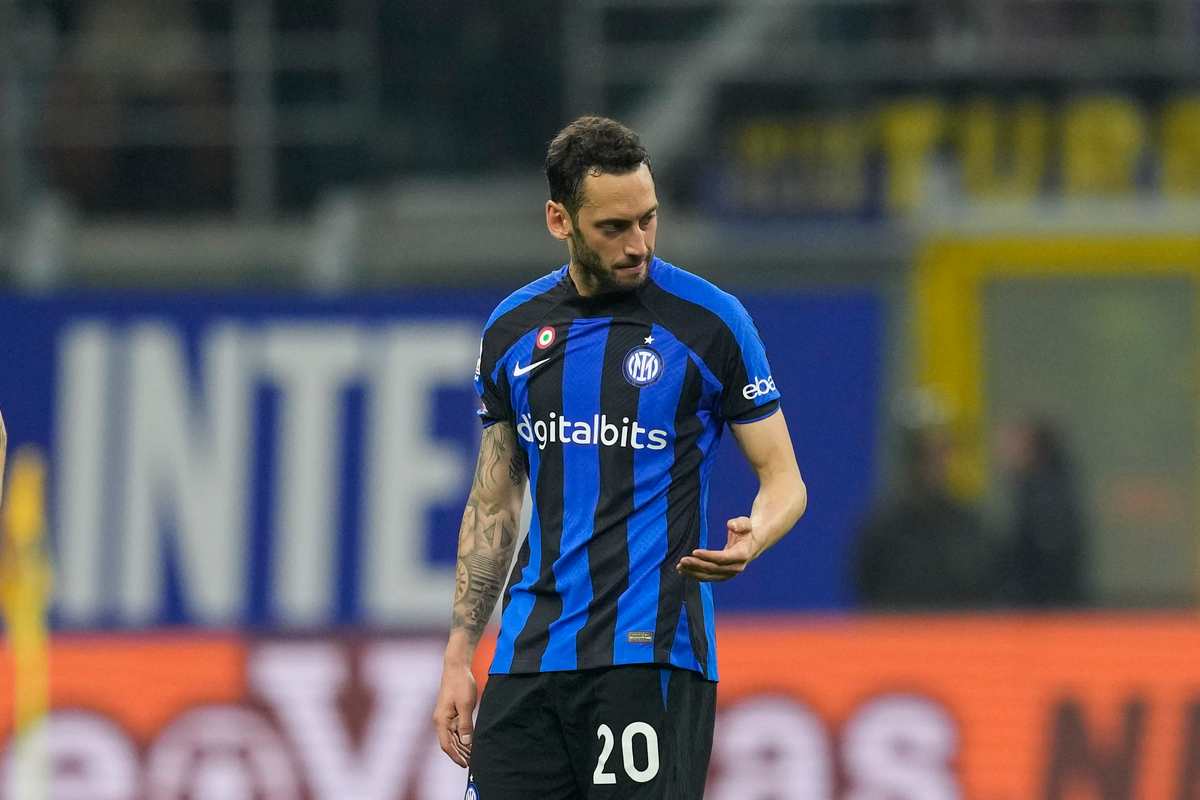 Inter, allarme Calhanoglu: Juventus (e non solo) a rischio