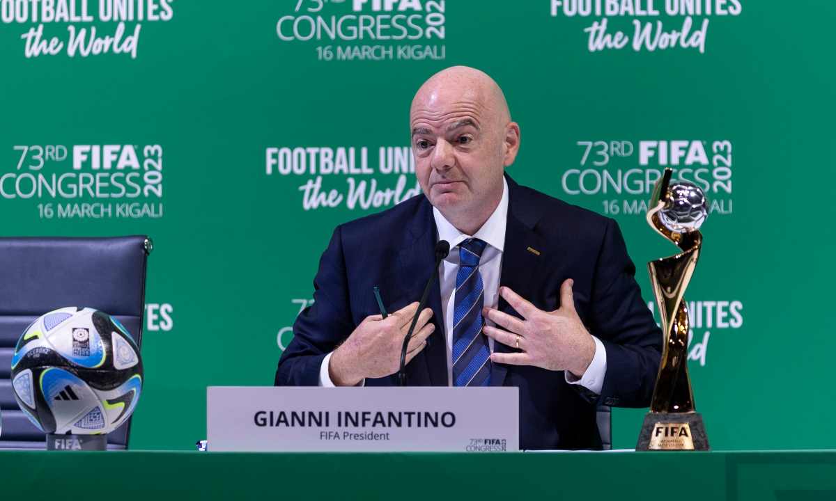 "Le sanzioni della FIGC hanno effetto globale": la FIFA mette il carico