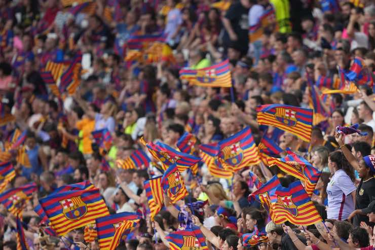 Barcellona, risarcimento per esclusione Champions