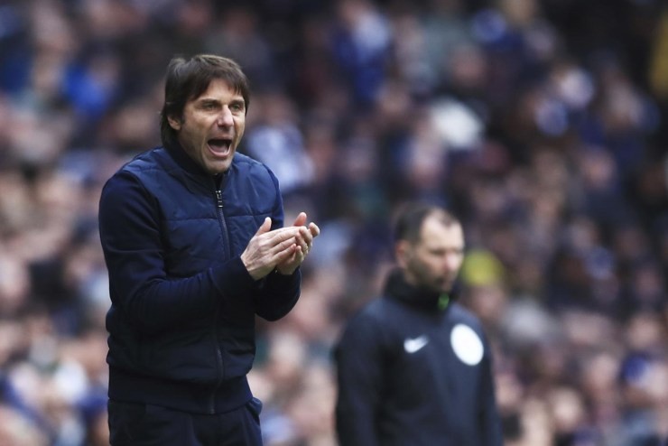 Antonio Conte parla del suo futuro al Tottenham