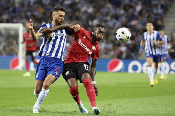 Porto, infortunio al ginocchio per Joao Mario