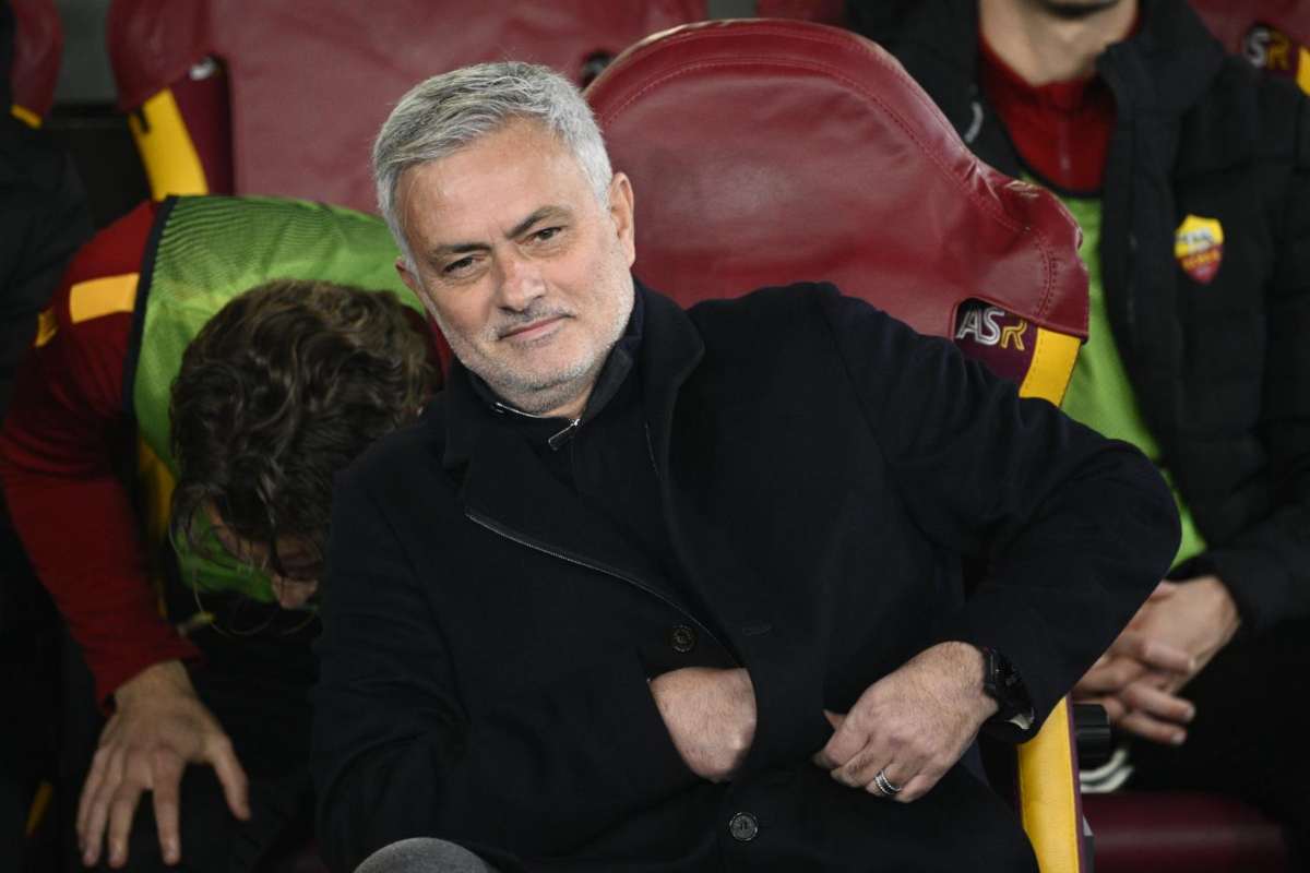Mourinho ha deciso di restare alla Roma