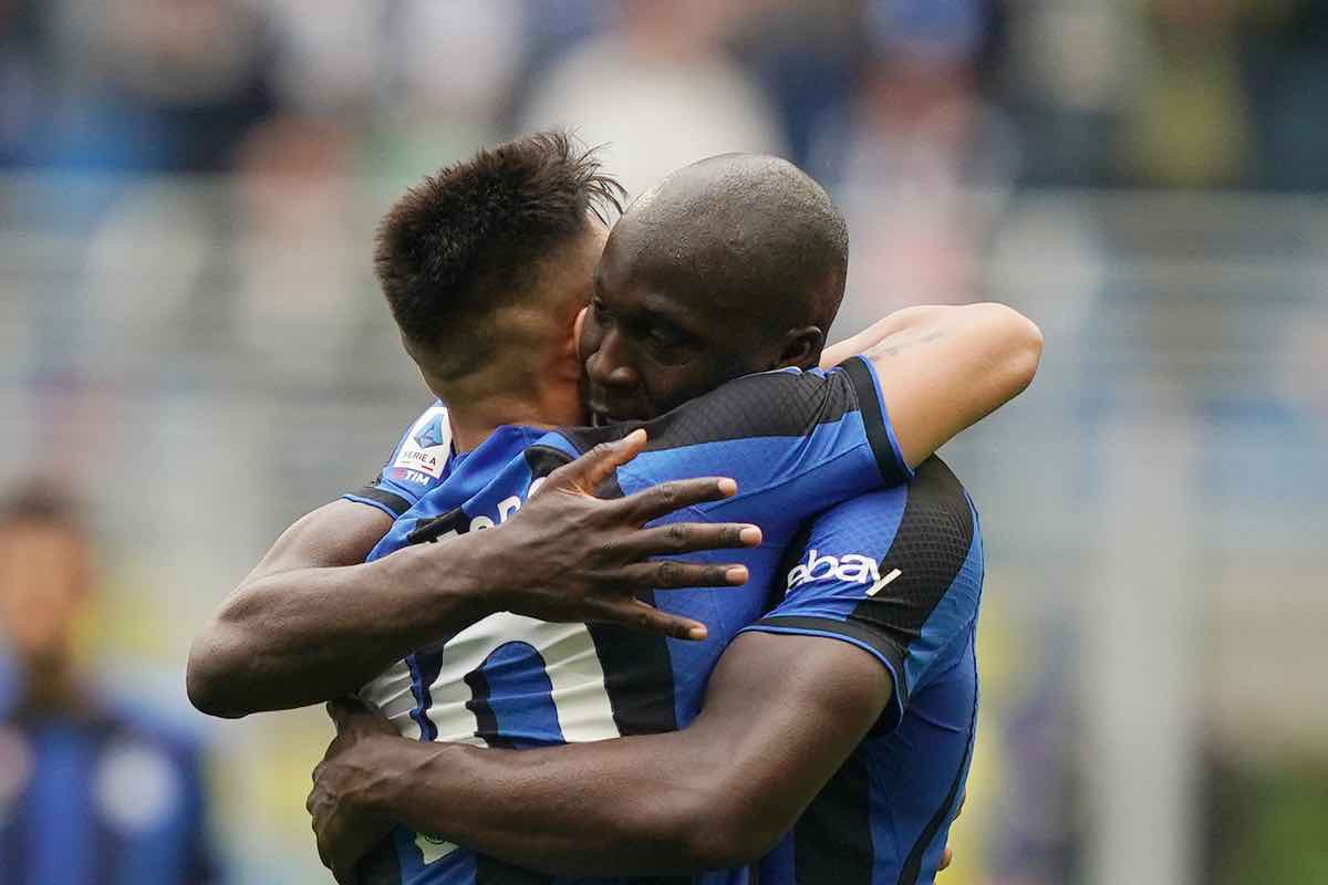 HIGHLIGHTS | Lautaro Martinez da impazzire, l'Inter ribalta la Lazio: match point Scudetto per il Napoli