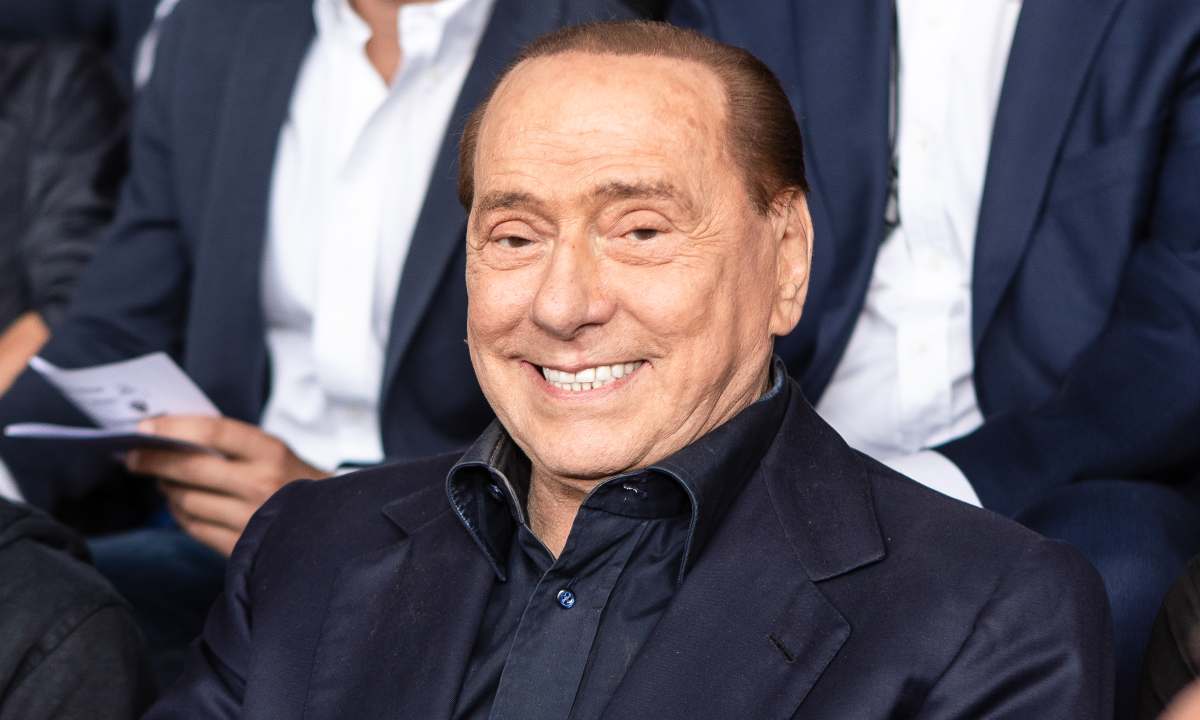 Berlusconi lancia la triplice sfida tra Milan e Napoli: "Ho un grande rimpianto"