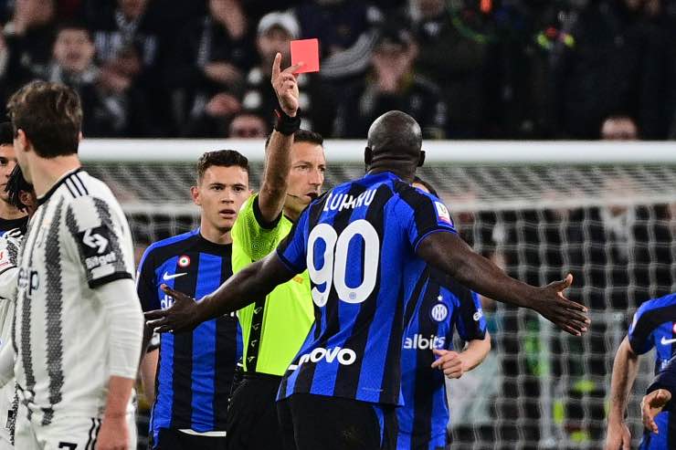 Lukaku espulso in Juve-Inter