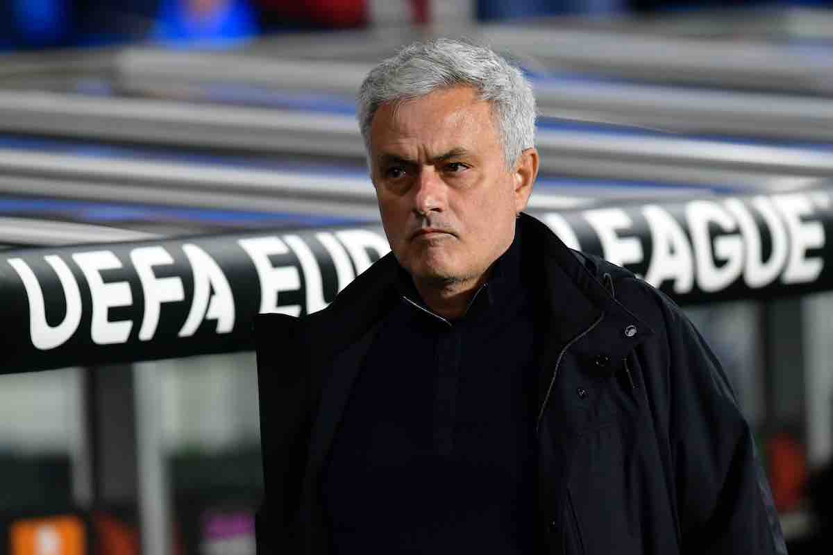 Roma, dubbi sul futuro di Mourinho
