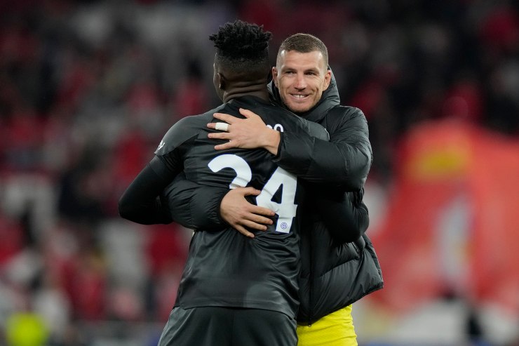 Onana blinda la porta in Champions