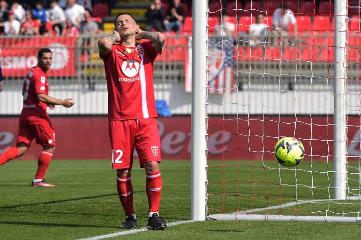 Monza, infortunio per Sensi