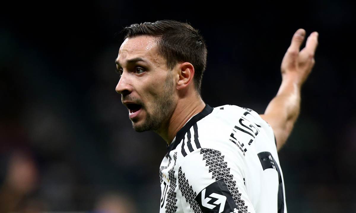 Juventus, comunicato ufficiale: "L'intervento a De Sciglio è perfettamente riuscito"