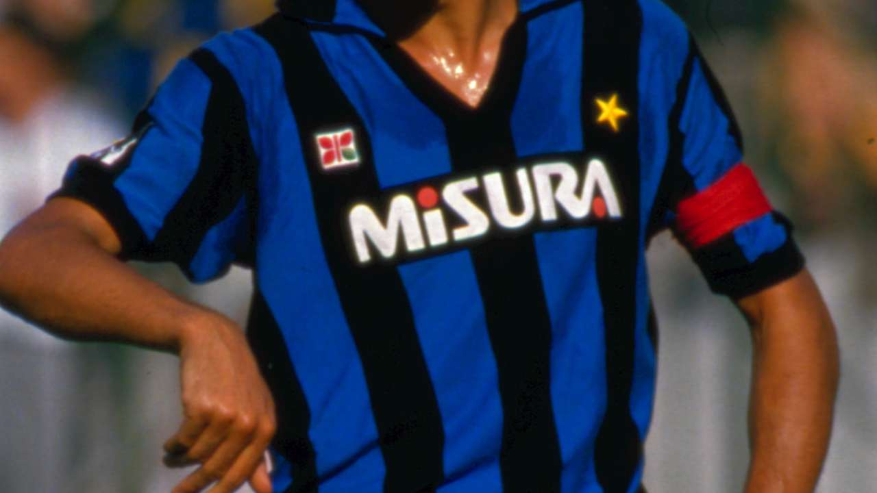 Maglia Inter anni 80 sponsor
