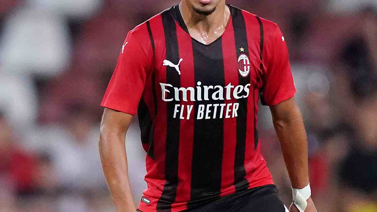 Milan maglia 2021-22
