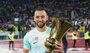 De Vrij rinnova con l'Inter
