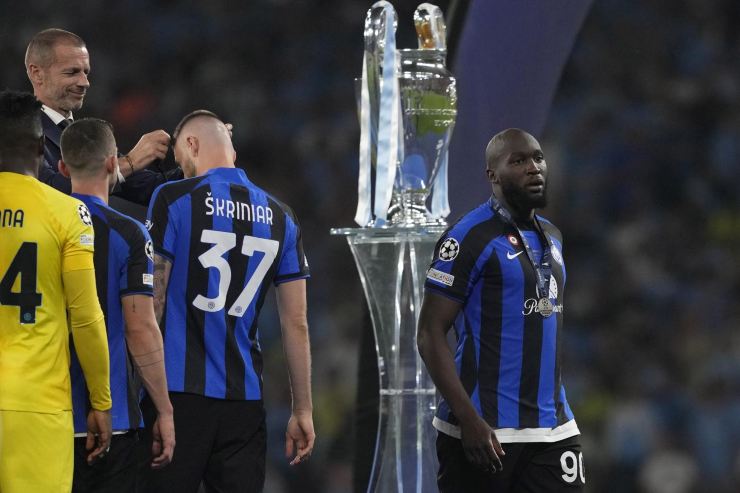 Inter, i tifosi reagiscono al Lukaku-Milan