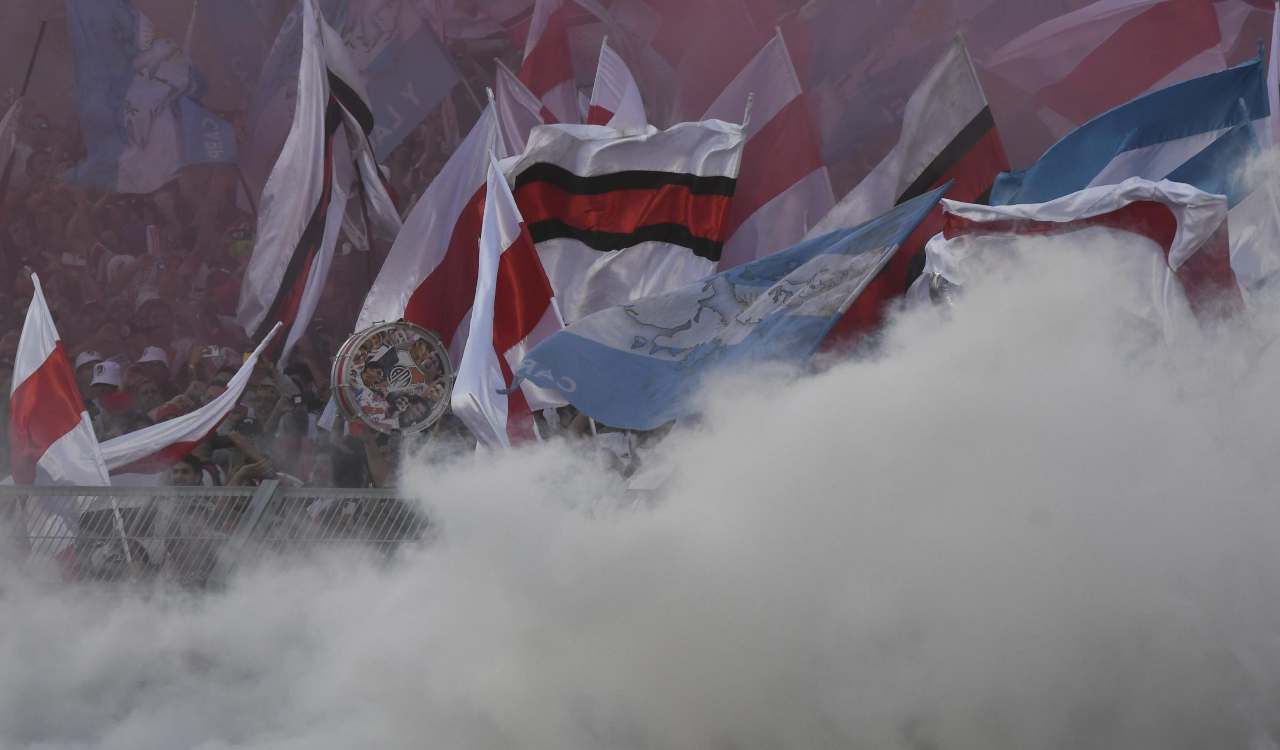 River Plate, tifoso muore durante la partita