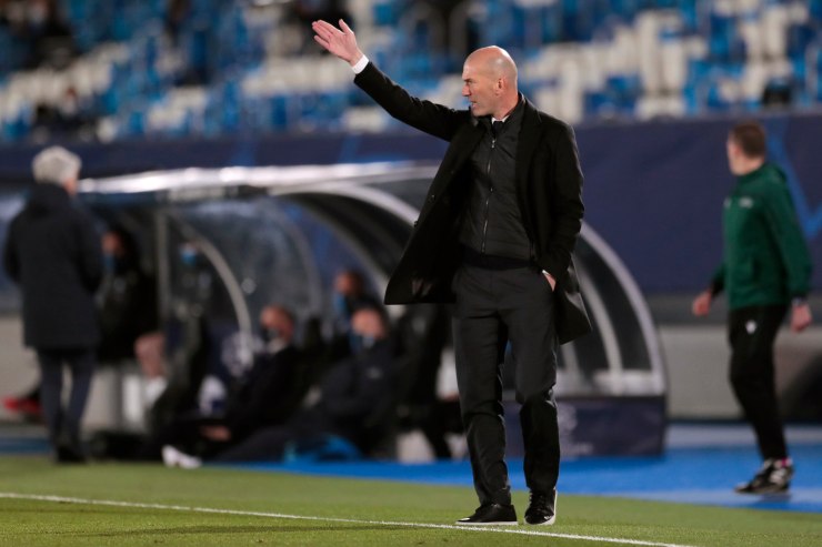 Calciomercato Napoli, tra i candidati spunta anche Zidane: la situazione